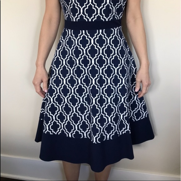 Navy patterned midi dress - Picture 2 of 3